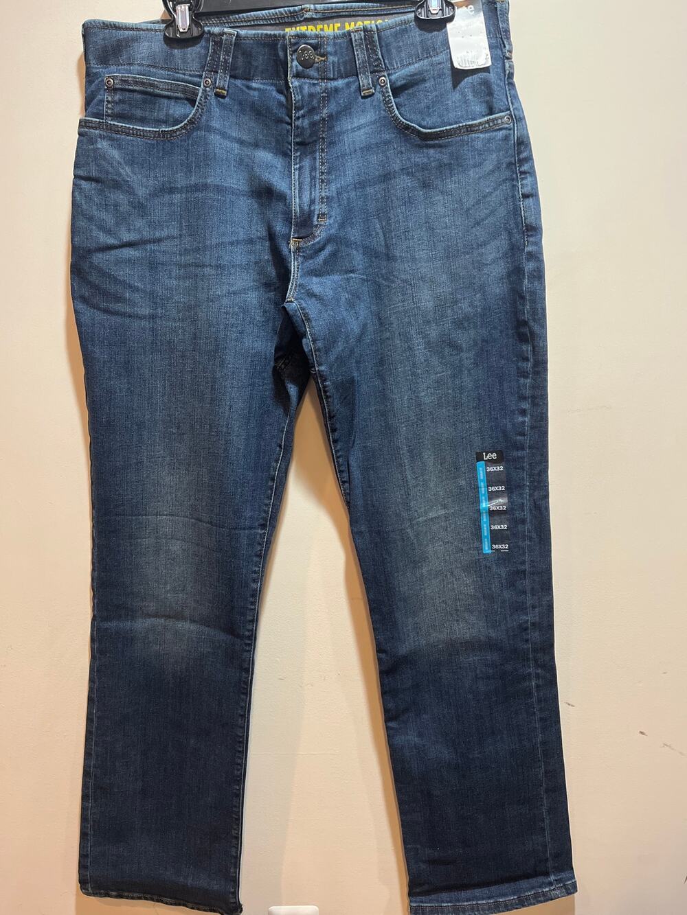 Lee Extreme Motion Denim Jeans Men 34x32 Regular Fit Bootcut Distressed Stretch